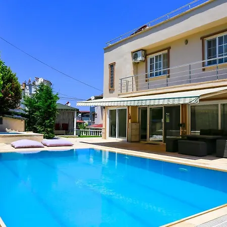 Turkan Villa Kusadasi