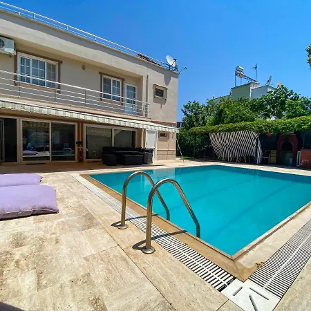 Turkan Villa Kusadasi