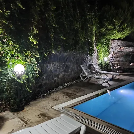 Turkan Villa *